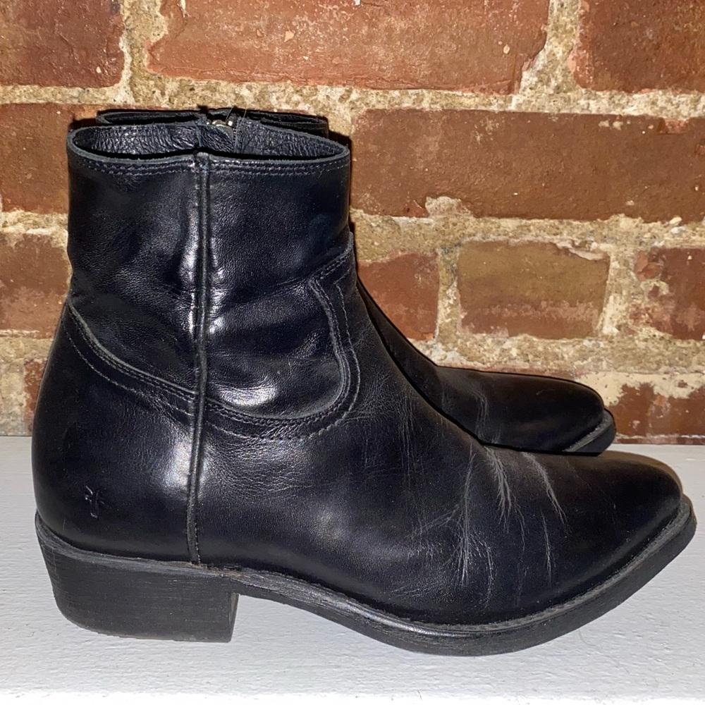 Frye Billy Inside Zip Bootie - Sz 8